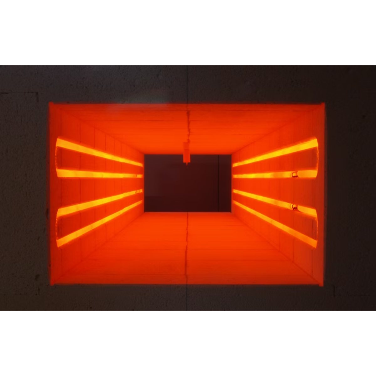 Evenheat KF 36 Extreme Series 2200 F Max Temp Redhot Chamber View